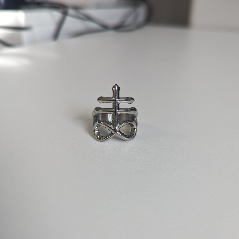 Stainless steel ring